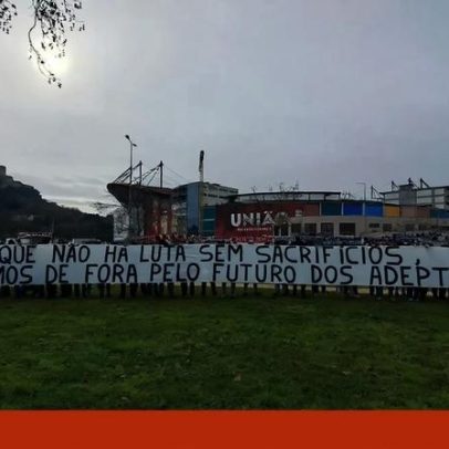 Claques de V. Guimarães e Sp. Braga protestam contra Allianz Cup