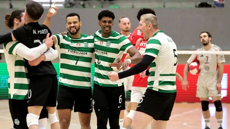 Jogadores do Sporting a festejar