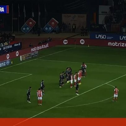 Golo de Dorgeles de livre coloca Sp. Braga na frente da final da Allianz Cup