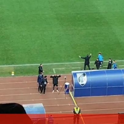 Nélson Oliveira suspenso por dois jogos e multa de mais de 12 mil euros