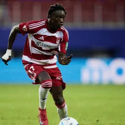 Diretor desportivo do Granada confirma que Faye está nos detalhes