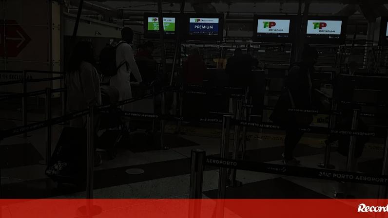 Andrew chega ao Brasil para reforçar o Flamengo