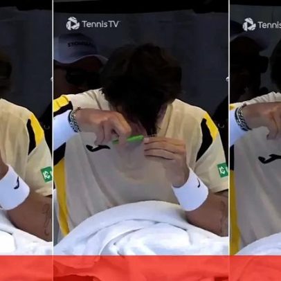 Tenista corta o próprio cabelo com tesoura durante jogo em Auckland