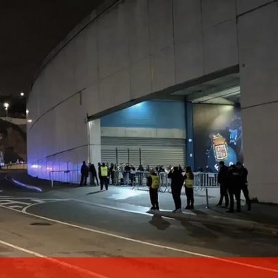 Autocarro do FC Porto chega ao Dragão antes do clássico com o Benfica