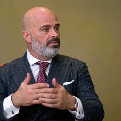 Rafa regressa ao Benfica para resolver problema imediato, afirma Luís Miguel