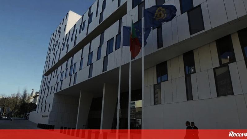 Judiciária explica que os indivíduos desenvolviam "a sua atividade numa clínica de fisioterapia, num solário, num ginásio e ainda em estabelecimentos que gerem e/ou frequentam"