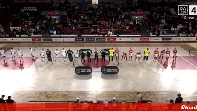 Hóquei em patins: transmissão em direto do Benfica-OC Barcelos