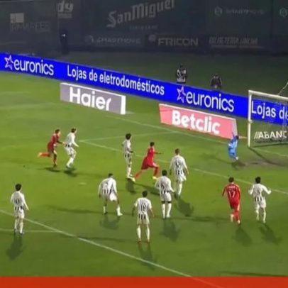 Autogolo inusitado de Ntoi amplia vantagem do Benfica sobre o Rio Ave