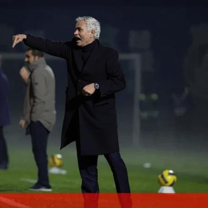 José Mourinho em conferência em direto