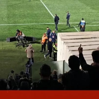 Mourinho mira adeptos do Rio Ave após provocações e volta ao relvado