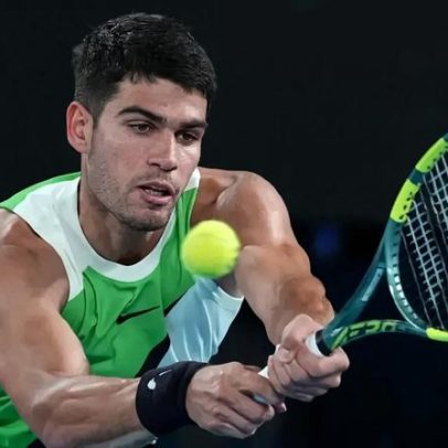 Alcaraz vence Walton e avança à 2.ª ronda do Open da Austrália