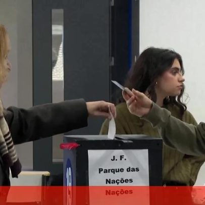 Eleitores portugueses escolhem o próximo presidente numa eleição renhida