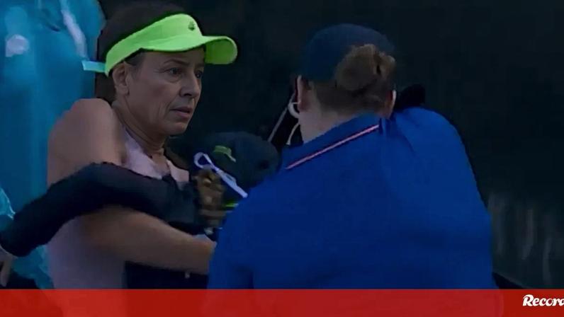 Momento gerou pânico na partida entre Zeynep Sönmez e Ekaterina Alexandrova