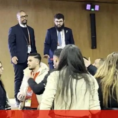 Selecionador do Senegal chega à conferência; jornalistas marroquinos saem
