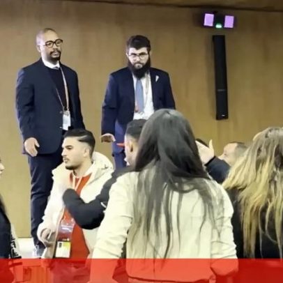 Selecionador do Senegal chega à conferência; jornalistas marroquinos saem