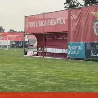 Rafa é tema no treino do Benfica e Mourinho conversa com Mário Branco