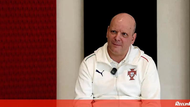 Selecionador de futsal em entrevista ao Record