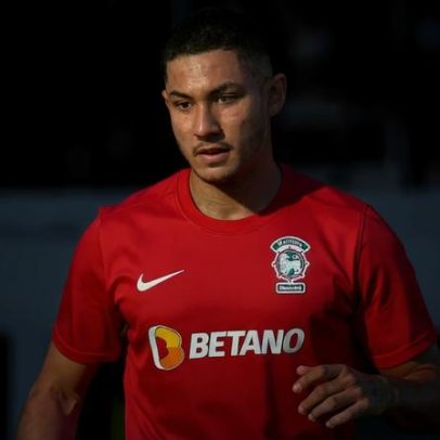 Ex-Marítimo lidera lista de futebolistas mais ricos à frente de CR7