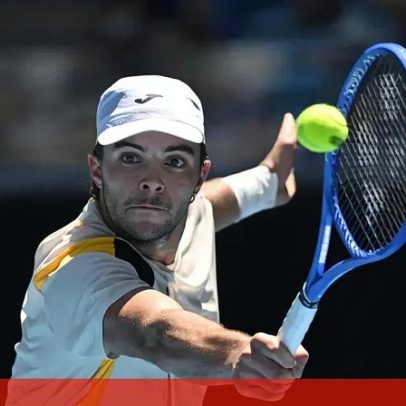 Jaime Faria eliminado por Andrey Rublev na segunda ronda do Open da Austrália