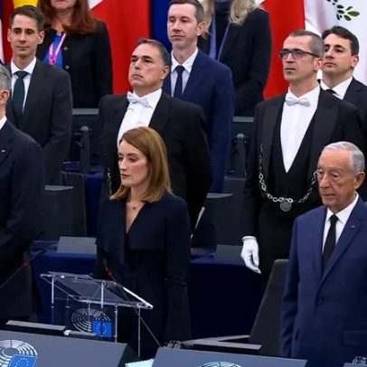 Parlamento Europeu faz minuto de silêncio pelas vítimas do acidente em Espanha