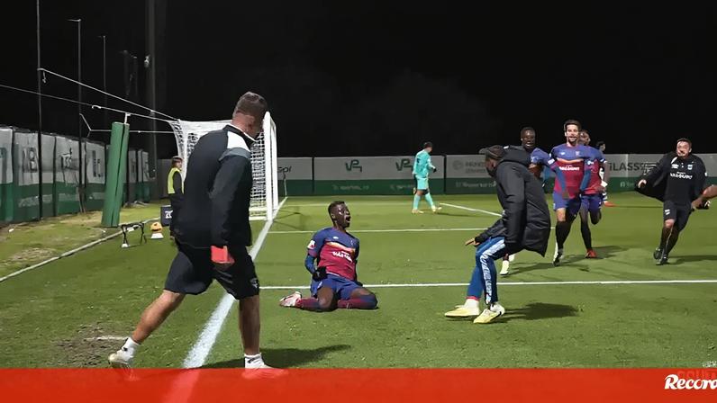 Torreense divulga bastidores da vitória sobre o Sporting B em Alcochete