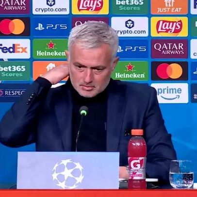 José Mourinho realiza conferência em direto