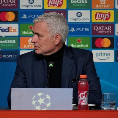 Mourinho pergunta ao assessor do Benfica se Rafa Silva é jogador do clube