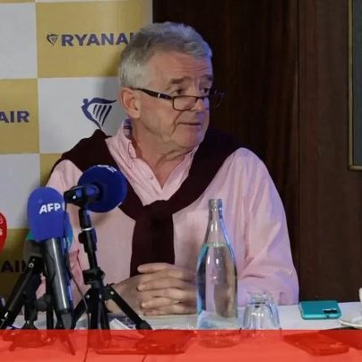 CEO da Ryanair responde a Elon Musk com campanha e oferece bilhete gratuito