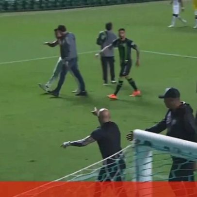 Chamaram Sampaoli de baixinho e o treinador argentino quase houve confronto