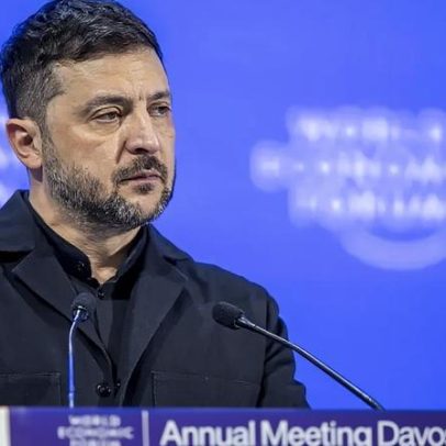 Zelensky critica líderes europeus em Davos