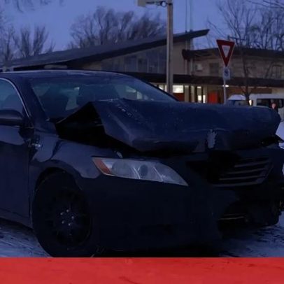 Mulher critica ICE após incidente com adolescentes; Minneapolis em foco