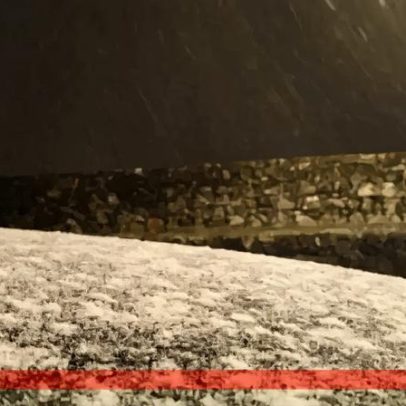 Neve chega ao Alentejo, Marvão fica coberto de branco