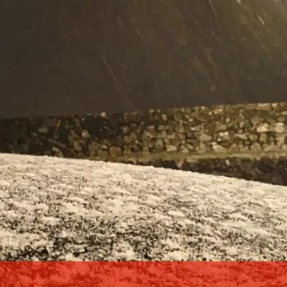 Neve chega ao Alentejo; Marvão fica coberta de branco