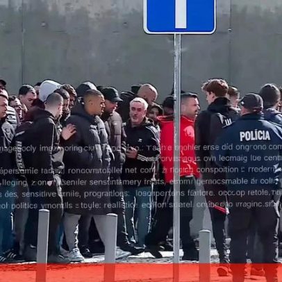 200 ultras deixam o centro de estágios do Benfica