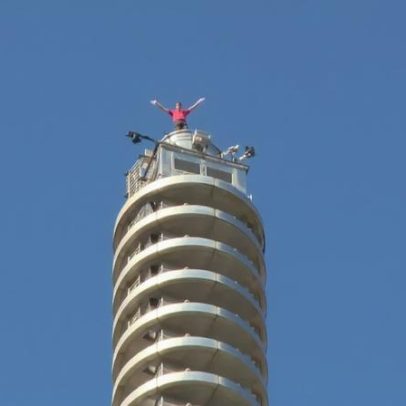 Quanto ganhou o alpinista que escalou arranha-céus sem proteção