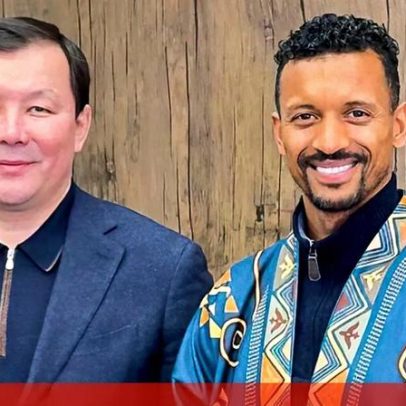 Nani chega entusiasmado ao Aktobe e é bem recebido
