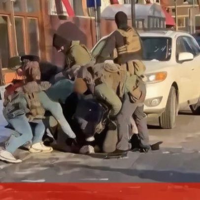 Homem é baleado por agentes de imigração em Minneapolis