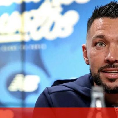 Conferência de Farioli sobre o jogo contra o Rangers em direto