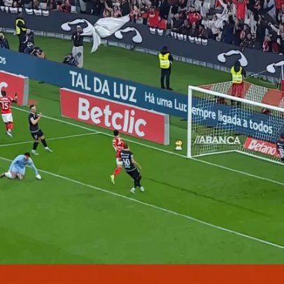 Lopes Cabral marca primeiro golo pelo Benfica e pede desculpa