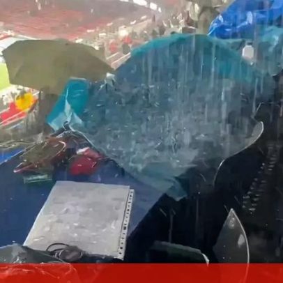 Chuva forte no Camp Nou provoca inundações e estraga dezenas de computadores