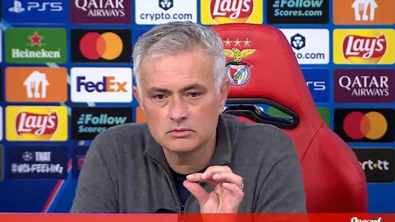 Como Mourinho preparou a equipa para o duelo com o Real Madrid: da força psicológica às transições ofensivas