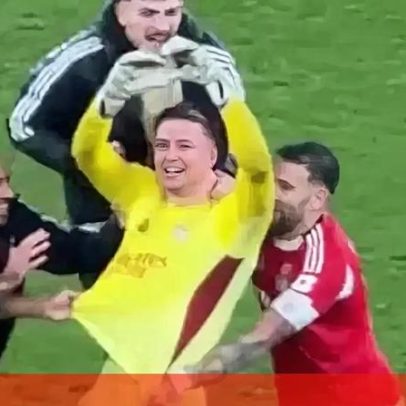 Trubin emociona com mensagem após noite memorável na Champions