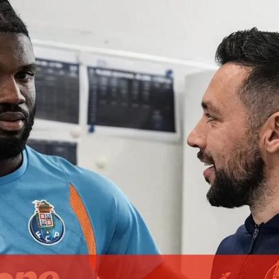 Moffi estreia no Olival: sorrisos com novos colegas e reencontro com Farioli