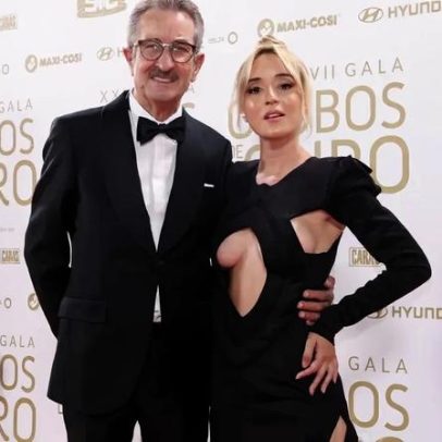 Rosa Bela celebra conquista da enteada, 25 anos mais velha