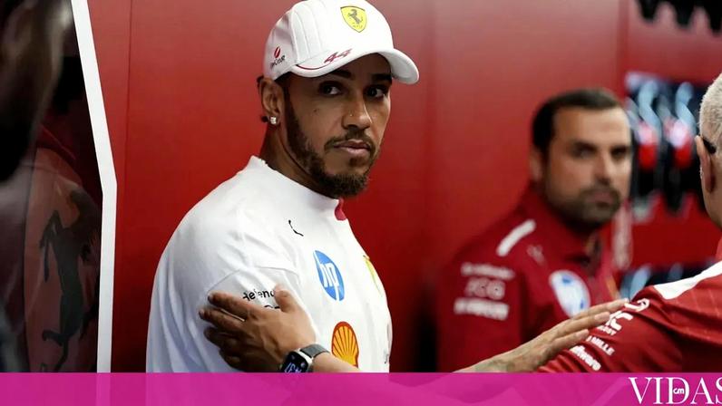 Lewis Hamilton surge com boné da Ferrari após vender coleção de carros