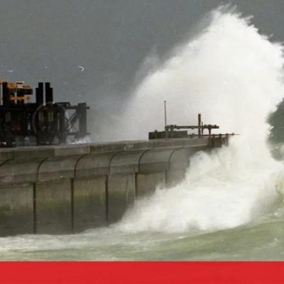 Toda a costa ocidental sob alerta vermelho por agitação marítima no sábado