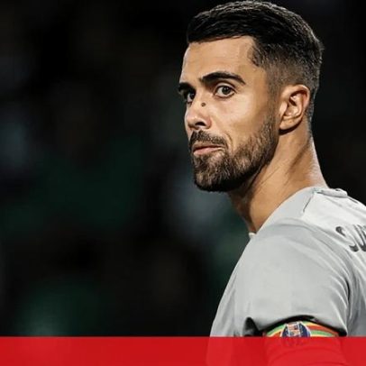 Farioli gere a preparação física do capitão Diogo Costa