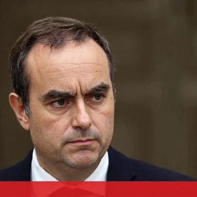 Moções de censura ao Governo francês sobre o orçamento de 2026 são chumbadas