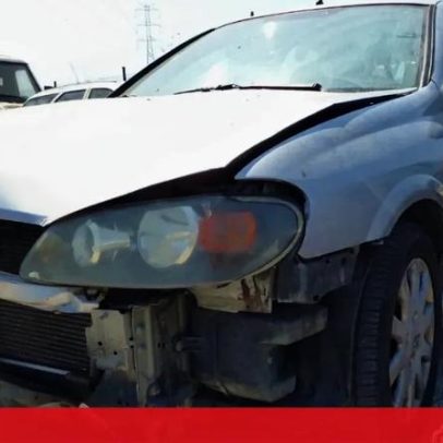 Homem foge após atropelar idoso e tenta mandar carro para abate