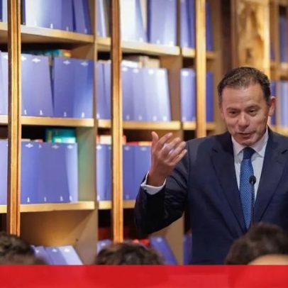 Montenegro garante reclassificar Livraria Lello como monumento nacional